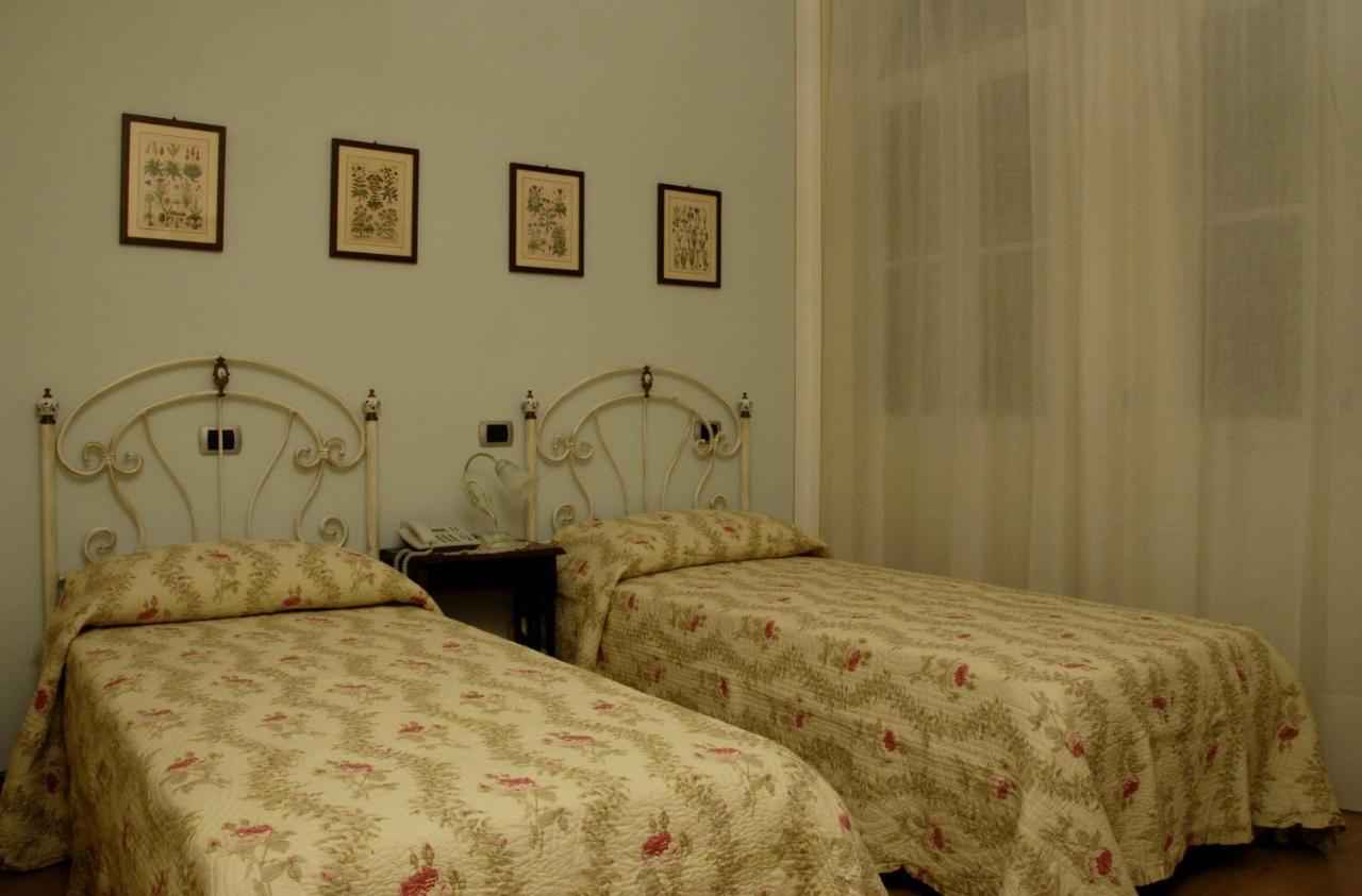 B&B Le Camelie Domodossola Luaran gambar