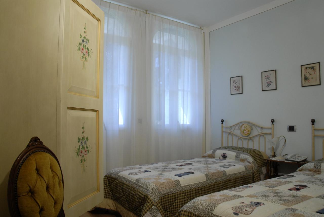 B&B Le Camelie Domodossola Luaran gambar