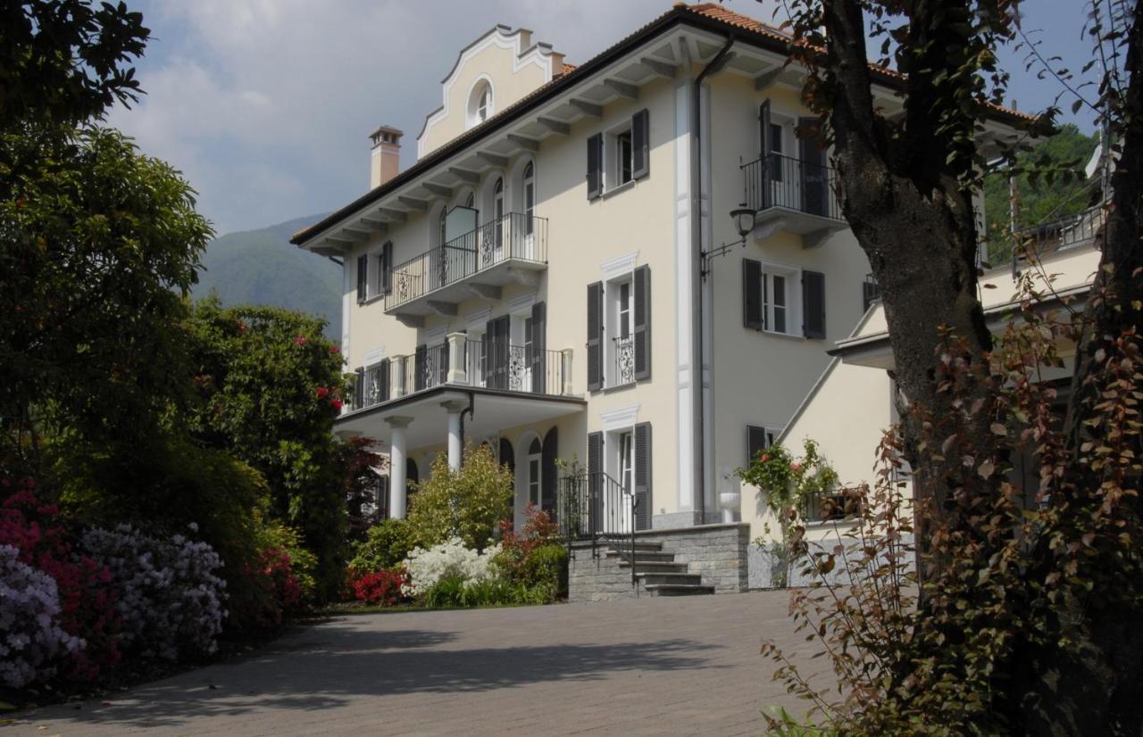B&B Le Camelie Domodossola Luaran gambar